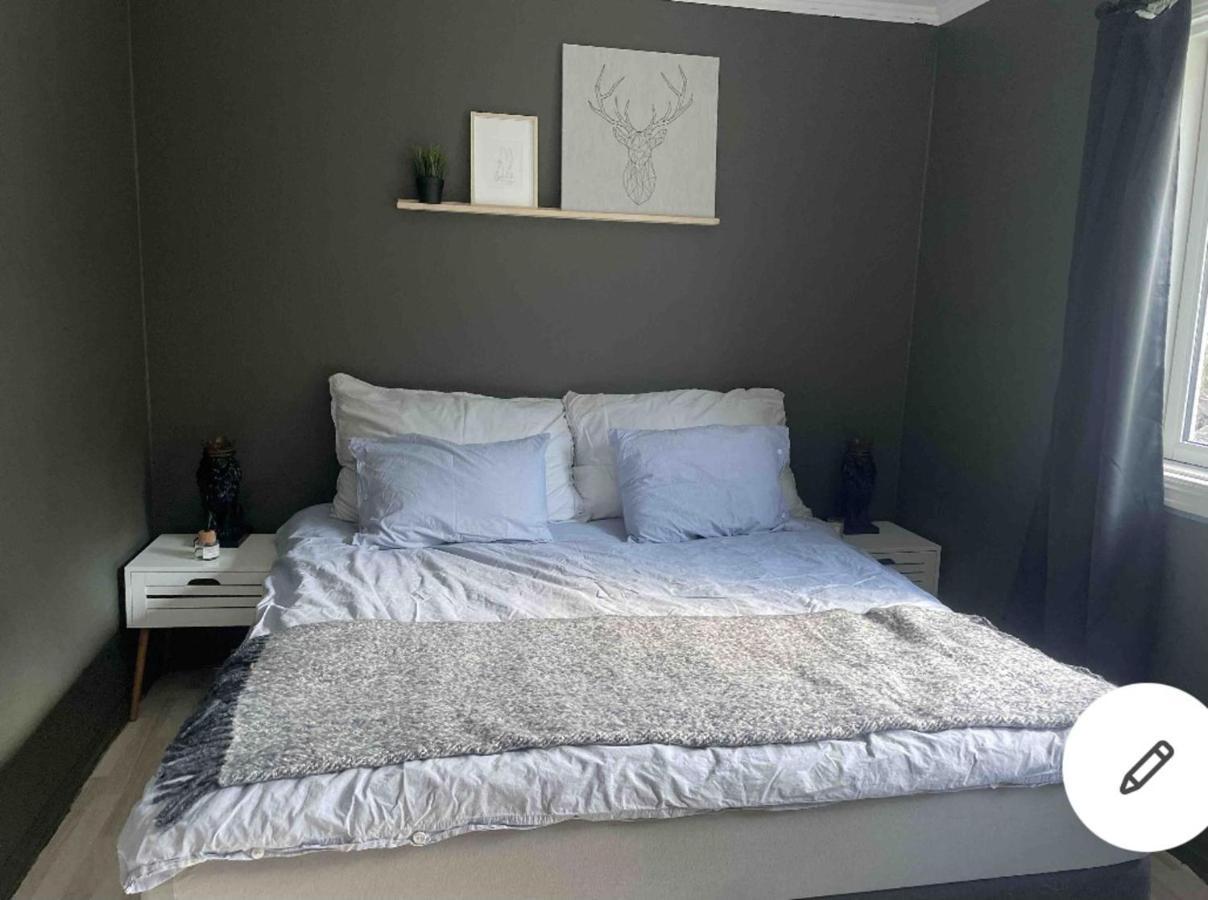 Beautiful 5-Bed Villa In Mandal Exteriör bild